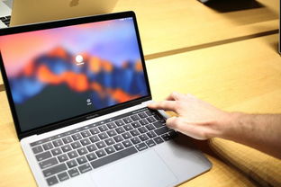 MacBook蝴蝶键盘革新：免修方案震撼发布，重塑打字体验新纪元！